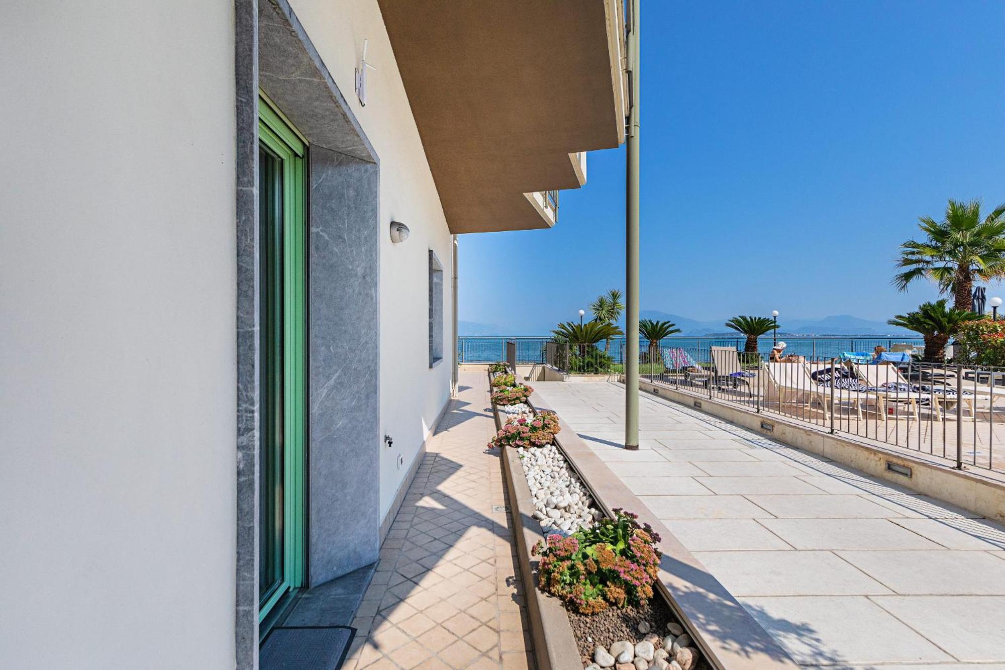 Apartment Residenza Miralago Ii By Wonderful Italy *