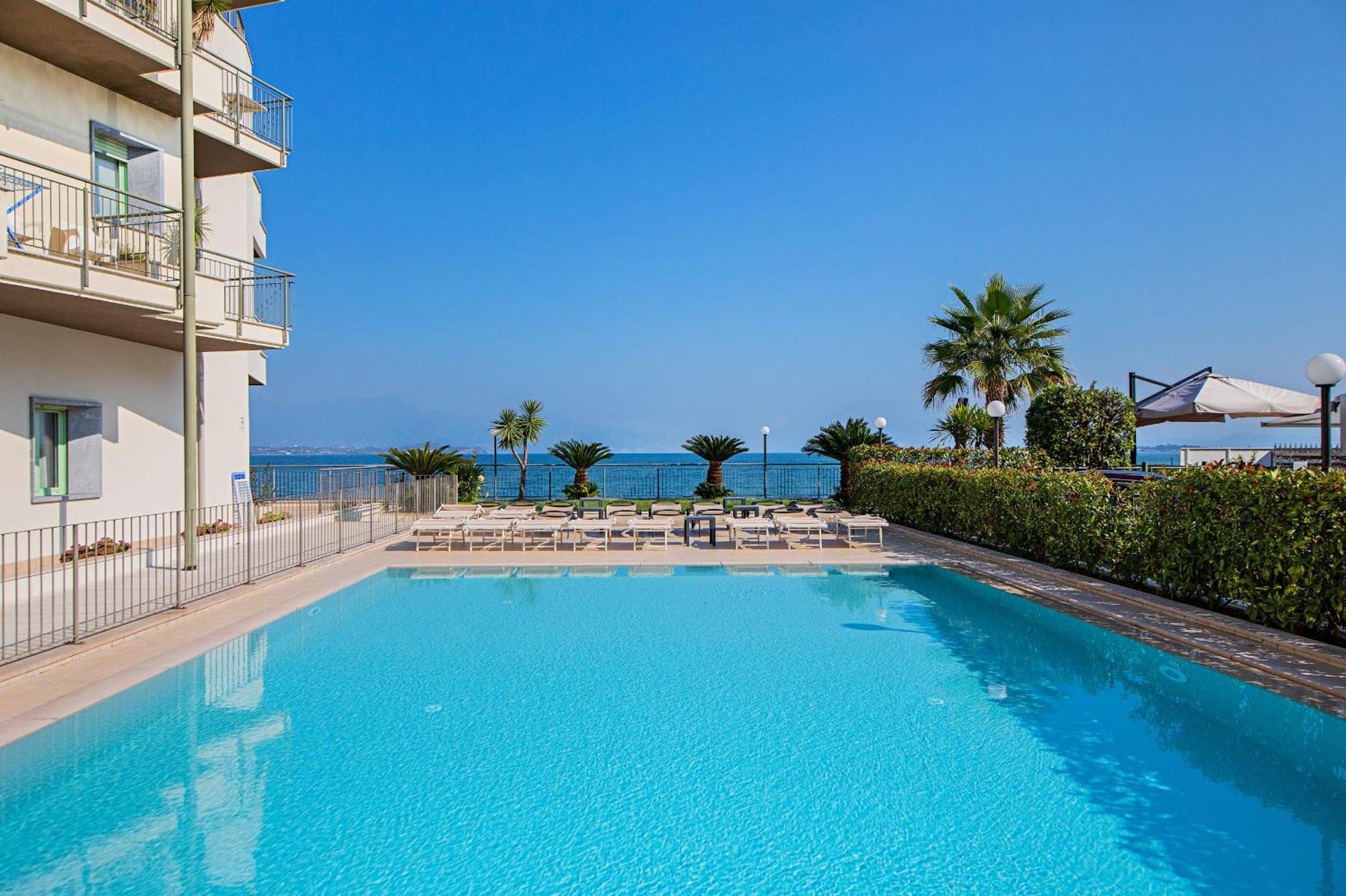 Residenza Miralago Ii By Wonderful Italy * Desenzano del Garda