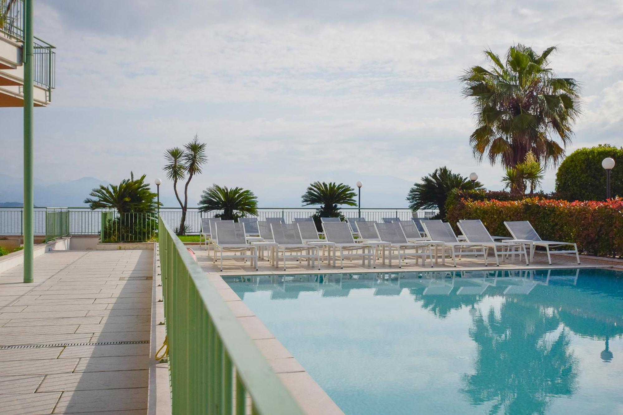 Apartment Residenza Miralago Ii By Wonderful Italy